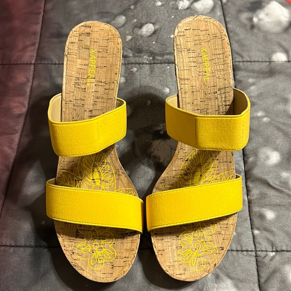 NWOT Cork Heels
